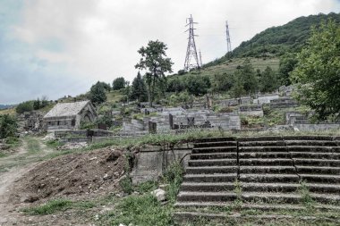 Alaverdi Ermenistan 'daki güzel gizemli sanahin manastırı.