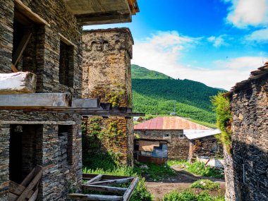 Gürcistan 'ın tarihi Svan dağı köyü ushguli