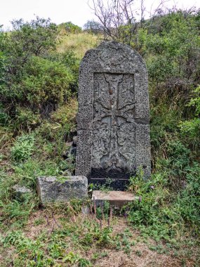 Ermenistan 'daki Hüsrov doğal parkında katran tapınağı harabesi