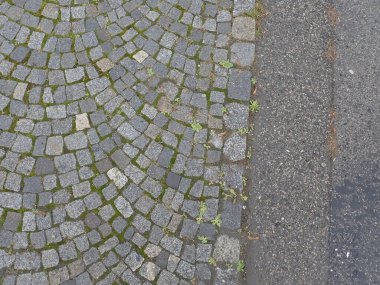 Yürüme yolundaki gri şehir kaldırım kiremitleri dokusu