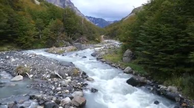 Güney Amerika 'da yaz aylarında Patagonya' da inanılmaz güzellikler