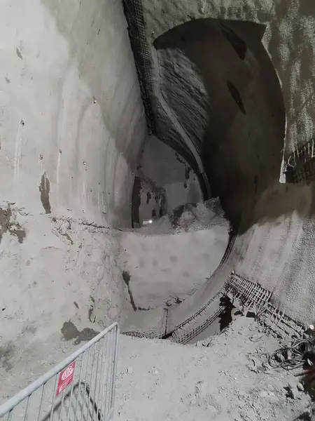 Prag 'ın yeni metro hattı D' nin inşaatı devam ediyor.