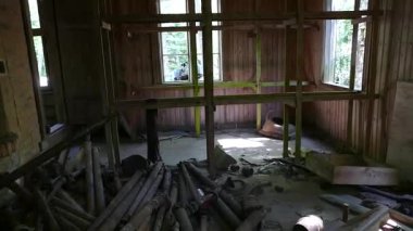 Norveç sınırındaki basbas fanous araba mezarlığı