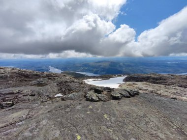 İnanılmaz güzel, İskandinav doğa manzarası.