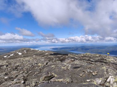 İnanılmaz güzel, İskandinav doğa manzarası.
