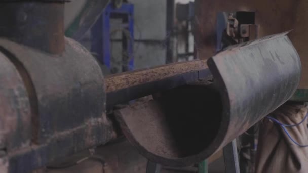 Fábrica Briquetes Produção Combustível Partir Serragem Comprimida Processo Criação Briquetes — Vídeo de Stock