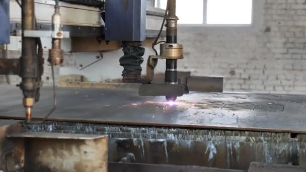 Automatisk Svarvning Och Fräsmaskin Metallbearbetning Fabriken — Stockvideo