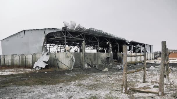Destruido Hangar Almacenamiento Granos Consecuencias Ataque Con Cohetes — Vídeo de stock