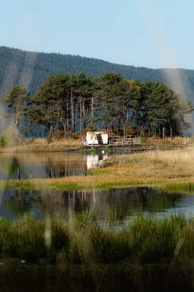Terk edilmiş birinin düşük açılı görünümü 