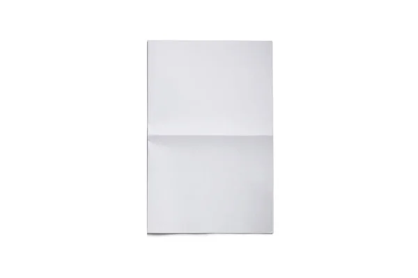 白い背景の空白の白い新聞 — ストック写真