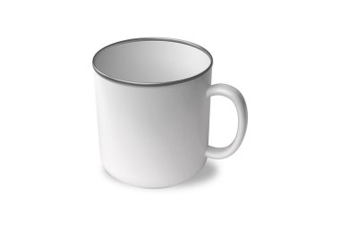 Beyaz arkaplanda izole edilmiş beyaz mineli kahve fincanı.