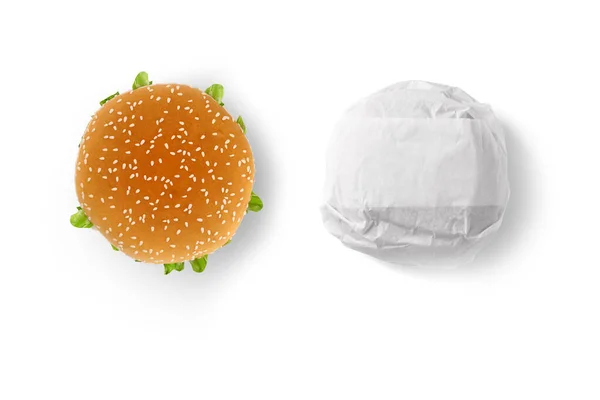 Burger Papír Zabalený Burger Maketa Izolované Bílém Pozadí Klasický Burger — Stock fotografie