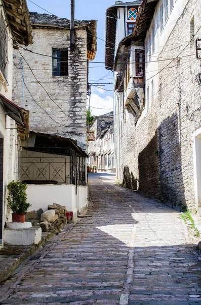Arnavutluk Cirokaster Kentindeki Eski Güzel Cadde Stok Fotoğrafı — Stok fotoğraf