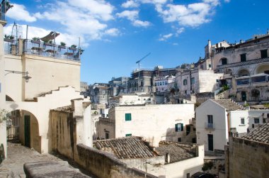 Matera taştan kasabasında eski çatı ve evler