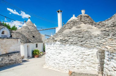 Trulli beyaz evler Alberobello, İtalya