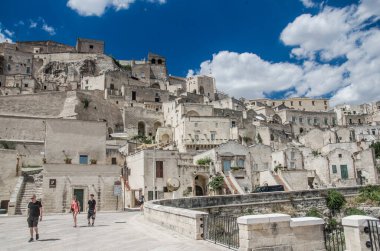 Matera, İtalya, 30 Temmuz 2023. Eski şehrin manzarası.