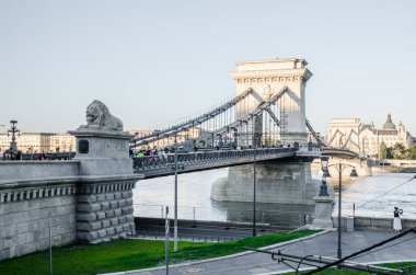 Budapeşte, Macaristan, 16 Ağustos 2023. Şehir Zinciri Köprüsü.