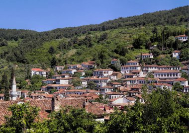 İzmir, Selcuk, Türkiye, Mayıs. 2018: İzmir 'in Sirince dağ köyüne bakın. 600 kişinin yaşadığı köy, Osmanlı Hıristiyan mimarisinin nadir örneklerinden biridir.