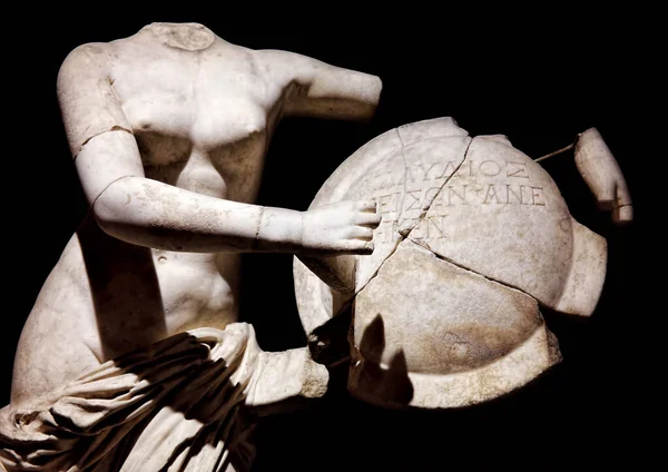 Antalya Turki Mei 2018 Patung Aphrodite Memegang Perisai Venus Abad — Stok Foto