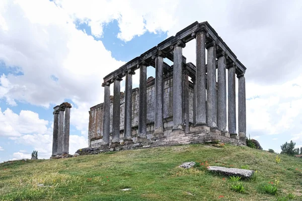 Kutahya Turcja Maj 2021 Świątynia Zeusa Stylu Jońskim Starożytnym Mieście — Zdjęcie stockowe