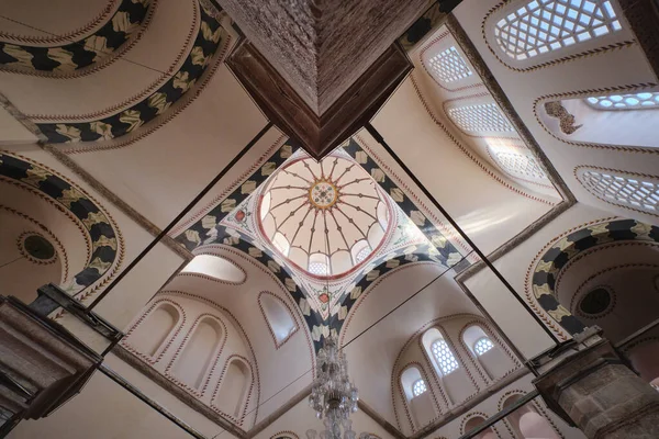 土耳其伊斯坦布尔 2023年1月 Zeyrek清真寺或Pantocrator修道院的内部景观 Pantokrator拜占庭教堂的细节 — 图库照片