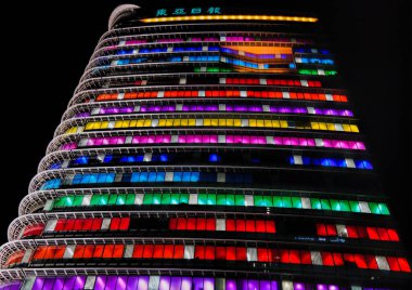 Seul, Güney Kore - Mayıs 2019: Dong-A Medya Merkezi Sabah Durgunluğu Renkleri Gwanghwamun 'daki tesis