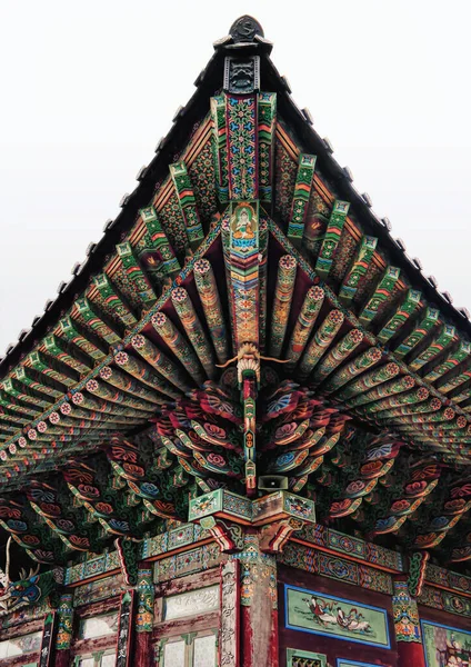 Seul Güney Kore Mayıs 2022 Renkli Çatılı Kore Mimarisi Manzarası — Stok fotoğraf