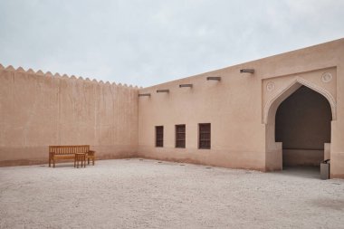 Doha, Katar - Nisan 2023: Katar Ulusal Müzesi 'nde Şeyh Abdullah bin Jassim Al Thani' nin orijinal sarayı