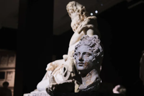 Istambul Turquia Setembro 2023 Mármore Chefe Afrodite Nos Museus Arqueológicos — Fotografia de Stock