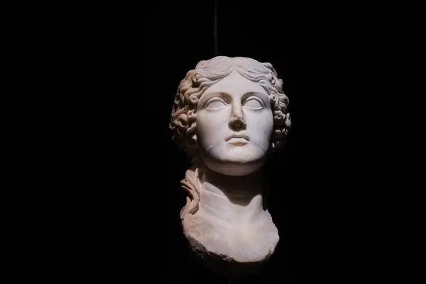 Istanbul Turkey September 2023 Marble Head Agrippina Elder Istanbul Archaeological — Stock Photo, Image