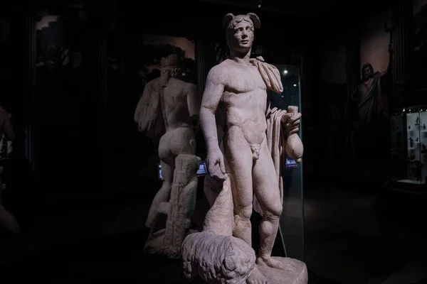 Stanbul Türkiye Eylül 2023 Stanbul Arkeoloji Müzelerindeki Hermes Mermer Heykeli — Stok fotoğraf