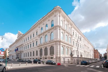 Roma, İtalya - 29 Ekim 2023: Postal Savings Bank (Palazzo delle Casse di Risparmio Postali)