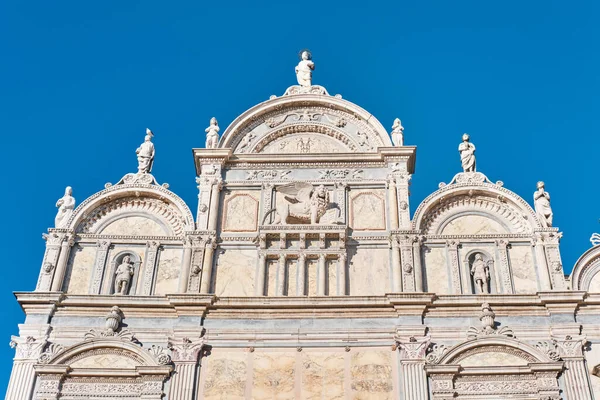 Venedik, İtalya - 9 Kasım 2023: Basilica dei Santi Giovanni e Paolo Cephesi