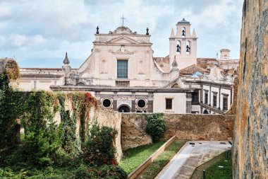 Napoli, İtalya - 8 Kasım 2023: Napoli şehrinin havadan manzarası, Sant 'Elmo, Campania' dan