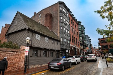 Boston, Massachusetts, ABD - 29 Ekim 2023: Boston, Massachusetts 'te North Square' deki Paul Revere House 'un görüntüsü.