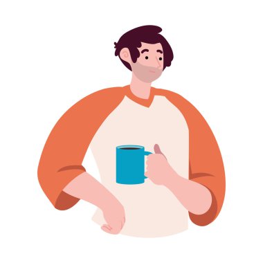 Genç adam tekrar kullanılabilir kahve içiyor.