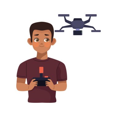 İHA pilotu uçuş resimlerini kontrol ediyor