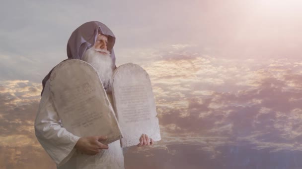 Profeta Biblico Dell Antico Testamento Mosè Tiene Tavole Con Dieci — Video Stock