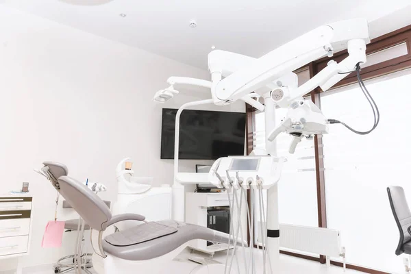 Фото Сучасного Стоматологічного Обладнання Стоматологічному Ортодонтичному Центрі — стокове фото