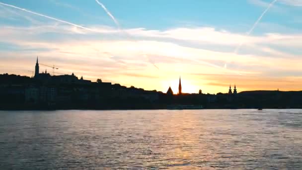 Včasný Východ Slunce Zapadá Budapešti Dunaje — Stock video