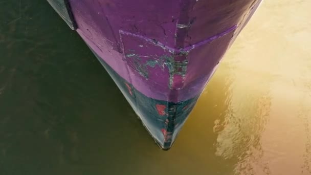 船舶在水面上的特写镜头 — 图库视频影像