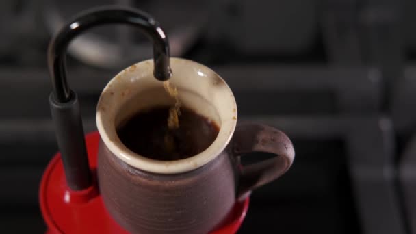 Video Making Coffee Vintage Moka Pot Gas Stove — Video Stock