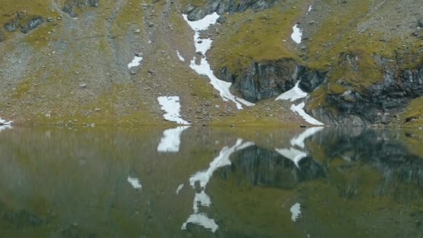 Βίντεο Από Λίμνη Παγετώνα Στα Καρπάθια Όρη Ρουμανία Transfagarasan — Αρχείο Βίντεο
