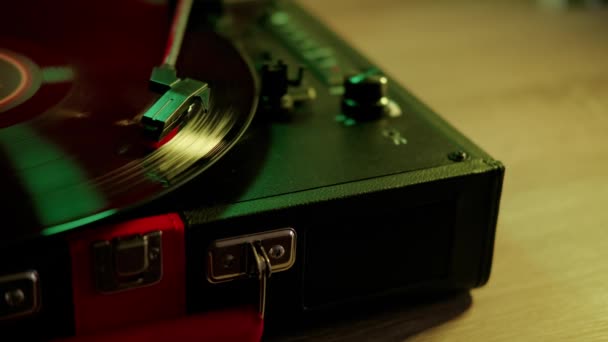Zavřít Záběry Nahrávání Vinylových Disků Analogová Hudba — Stock video