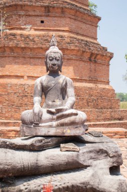 Wat Phra Ngam 'daki Buda Heykeli ve manzara Phra Nakhon Si Ayutthaya, Tayland