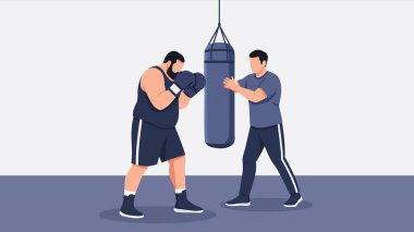 Aşırı kilolu amatör boksör boksör kum torbası ve antrenör koçuyla antrenman yapıyor.