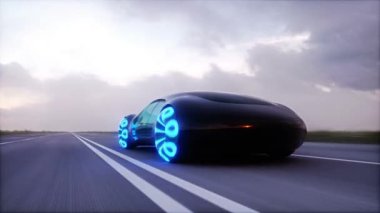Otobanda geleceğin elektrikli siyah arabası. Çok hızlı sürüyorum.