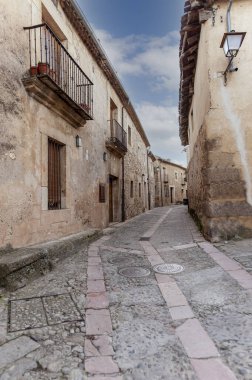 Typical street in the historic center of Pedraza. Segovia. Spain