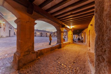 Typical street in the historic center of Pedraza. Segovia. Spain