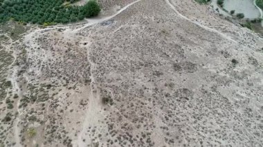 Alicum Hamamlarının Dolmenlerinin havadan görünüşü, Villanueva de las Torres